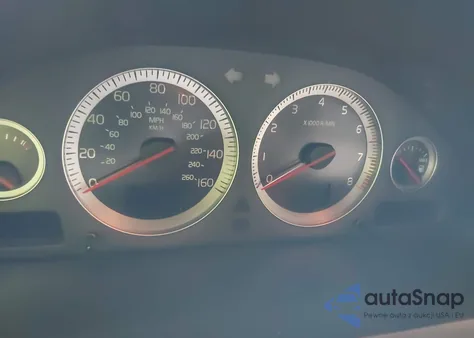 2011 Volvo Xc90 3.2 z USA, uszkodzony, nr VIN YV4952CY0B1583105